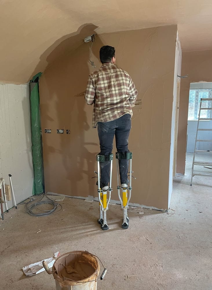 shutterstock 1937712931 website design for plasterer